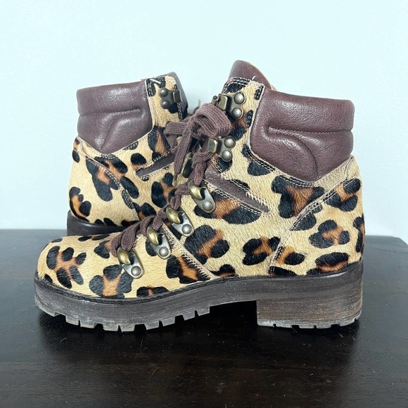 FREE PEOPLE LEOPARD‎ CALF HAIR COMBAT BOOTS WOMEN'S SIZE 37 - Picture 8 of 13
